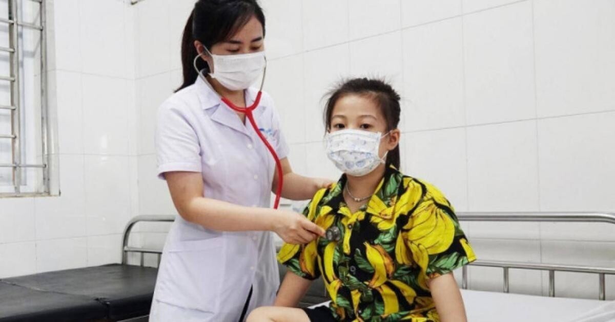 Bé D. được chẩn đoán viêm phổi do Mycoplasma pneumoniae