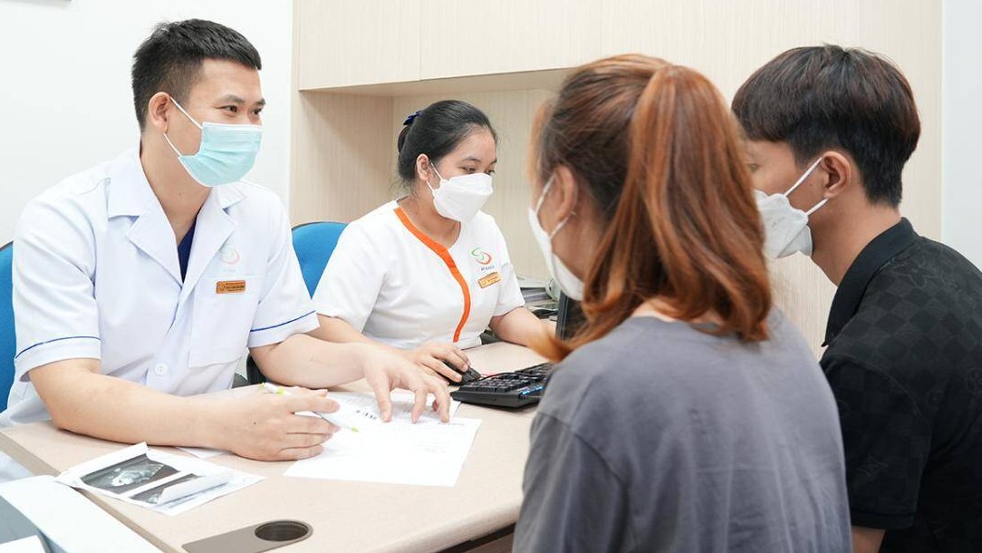 Vì sao ngày càng nhiều cặp vợ chồng trẻ khó có con?