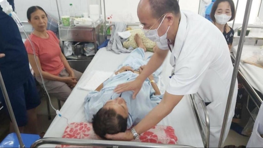 Vào hè, liên tiếp ca bệnh nguy kịch sau ăn tiết canh và giết mổ lợn