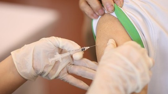 Ngày 15/6, số ca mắc Covid-19 mới tăng vọt lên 329