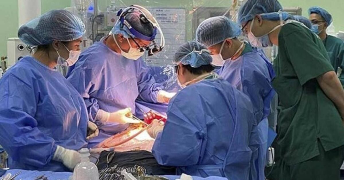 Các bệnh viện tuyến trung ương ngoài công tác khám chữa bệnh, còn chỉ đạo tuyến, cập nhật, chuyển giao kỹ thuật mới cho tuyến dưới.