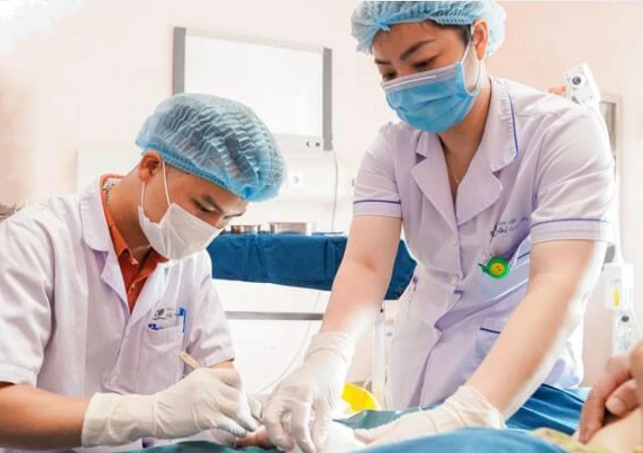 Số người bị chó cắn phải tiêm vaccine phòng dại cao gấp 3 lần năm 2022