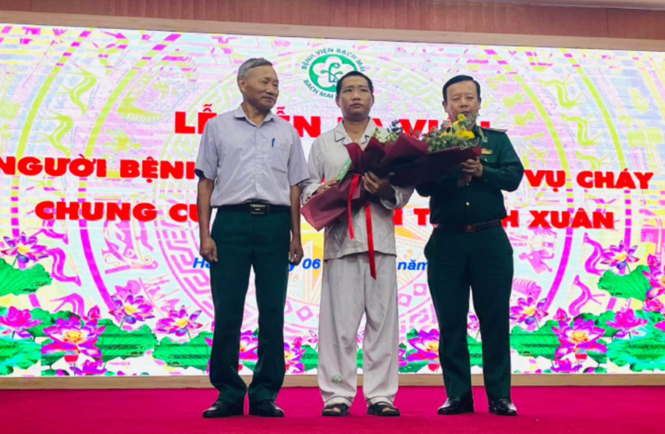 Bệnh nhân nặng nhất trong vụ cháy chung cư mini được ra viện