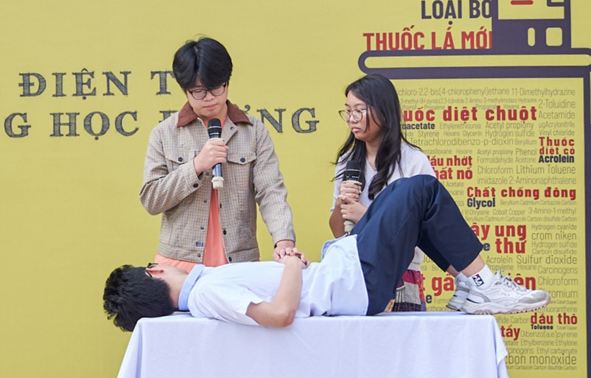 Ngăn thuốc lá điện tử tấn công trường học