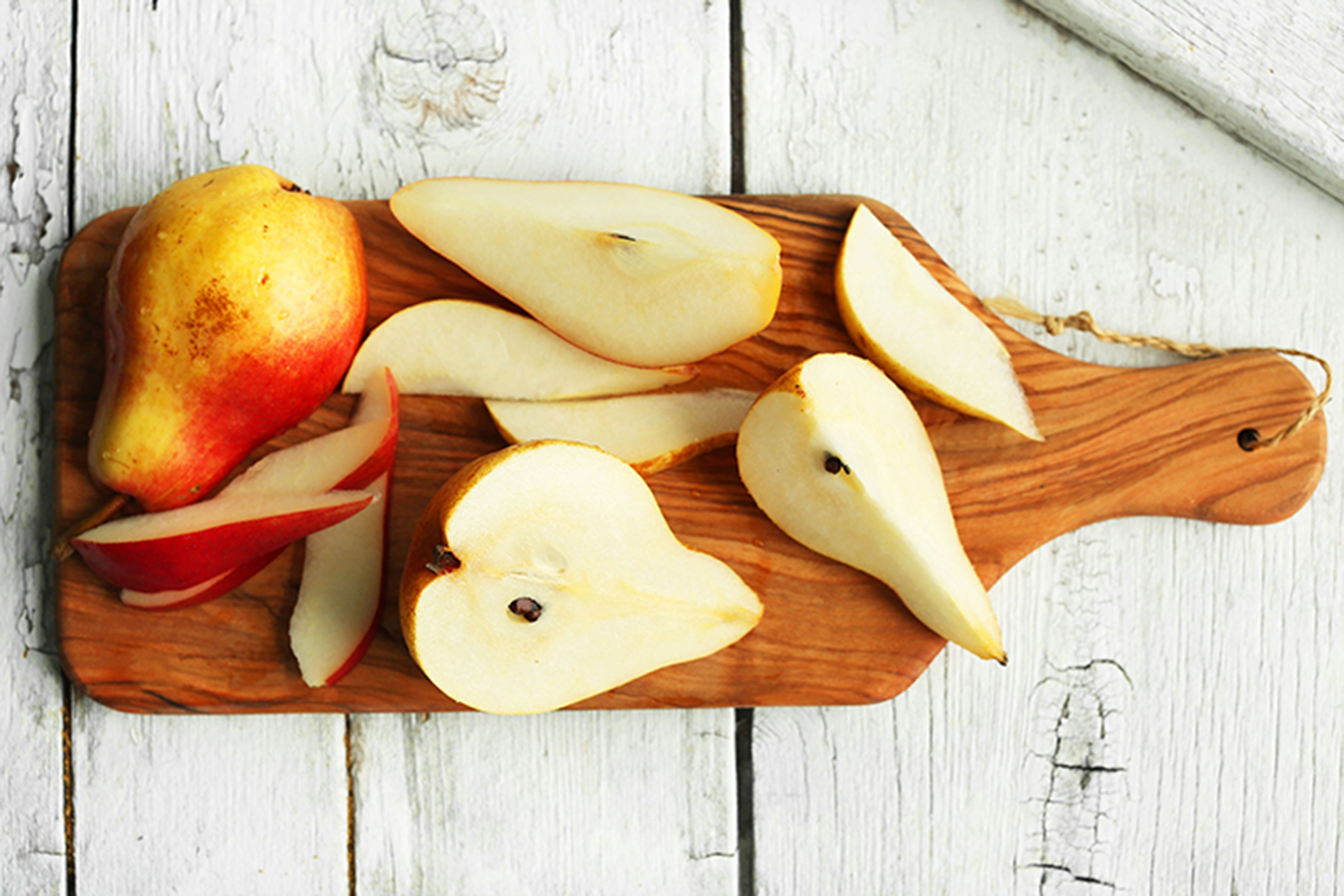 Quả lê có tác dụng trị ho, tiêu đờm?