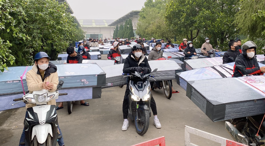 Doanh nghiệp thưởng Tết kèm đệm bông