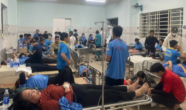 Gần 100 người ngộ độc thực phẩm ở Đồng Nai: Yêu cầu đình chỉ bếp ăn, điều tra xử lý