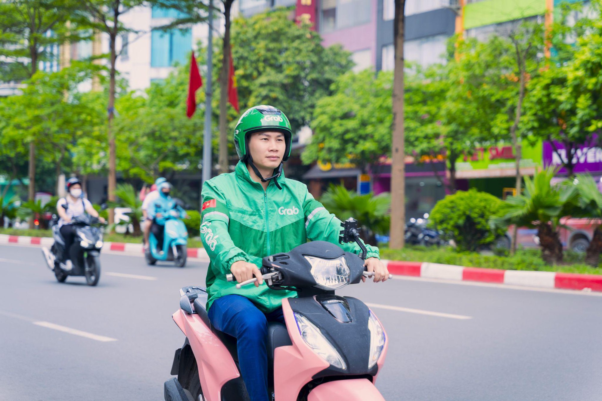 Giám đốc chạy Grab để học hỏi, vực dậy công ty sau khó khăn Giám đốc chạy Grab để học hỏi, vực dậy công ty sau khó khăn