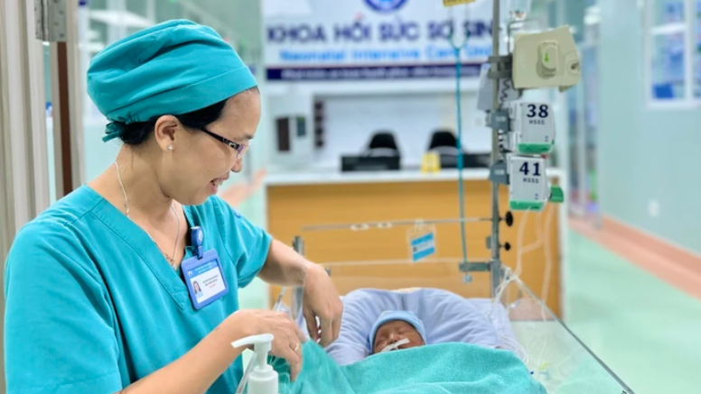 Thêm một em bé được thông tim trong bào thai thành công