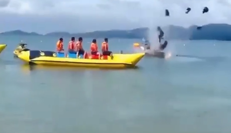 Bất an dịch vụ lướt phao chuối không phép trên vịnh Lan Hạ Bất an dịch vụ lướt phao chuối không phép trên vịnh Lan Hạ