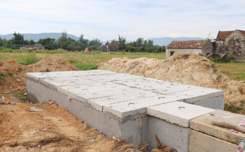 Người dân Hà Tĩnh sống khổ bên "thiên đường biển" vì nước thải khu du lịch