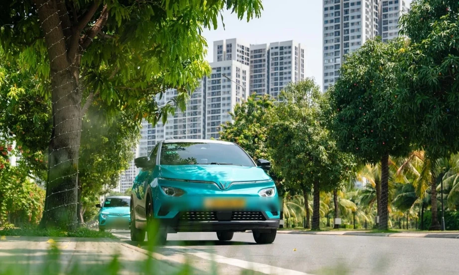 Tránh sốc nhiệt, đột quỵ trong mùa nắng nóng, các bác tài cần lưu ý điều này- Ảnh 2.