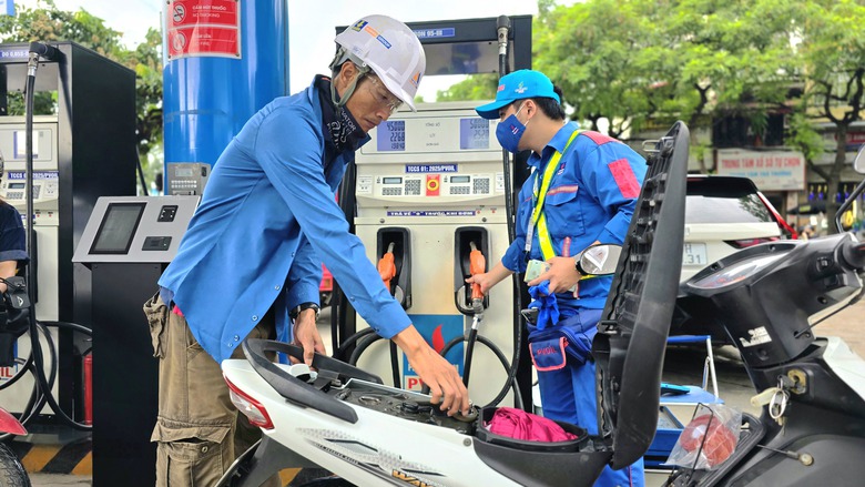 Xăng E10: Đã tham vấn, thử nghiệm kỹ trước khi ban hành chính sách- Ảnh 2. Xăng E10: Đã tham vấn, thử nghiệm kỹ trước khi ban hành chính sách- Ảnh 2.