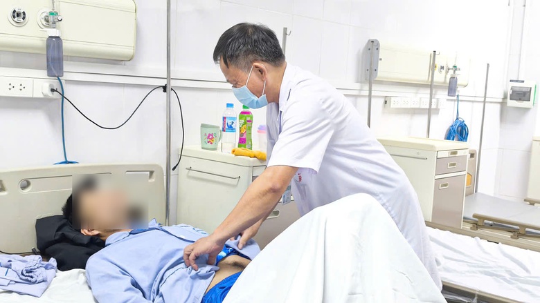 Liên tiếp các ca sốt rét từ châu Phi trở về nhập viện Liên tiếp các ca sốt rét từ châu Phi trở về nhập viện - Ảnh 1.