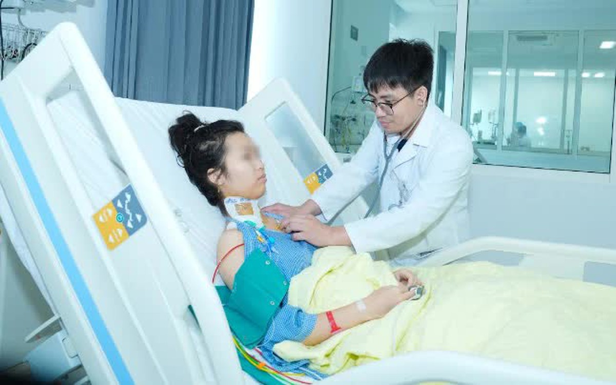 Cuộc chạy đua với tử thần cứu 2 bệnh nhân sốc phản vệ nguy kịch