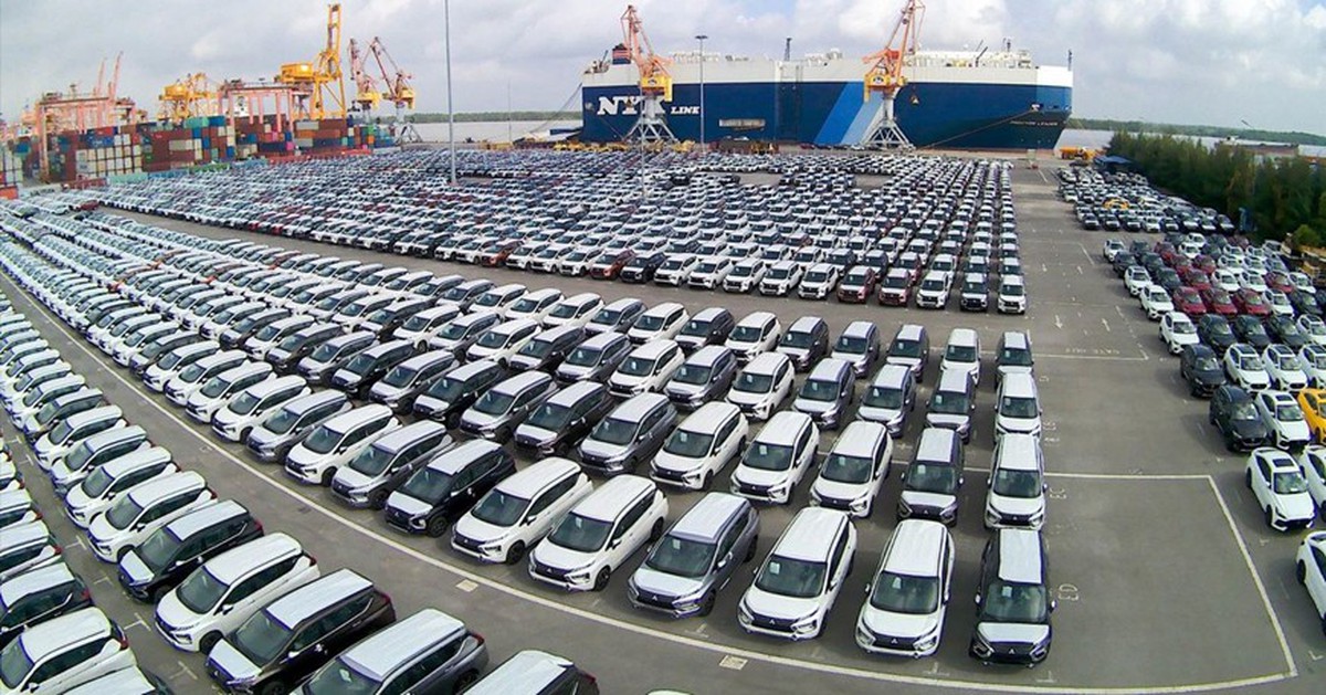 Thị trường ô tô tháng 6: Xe hybrid tăng mạnh