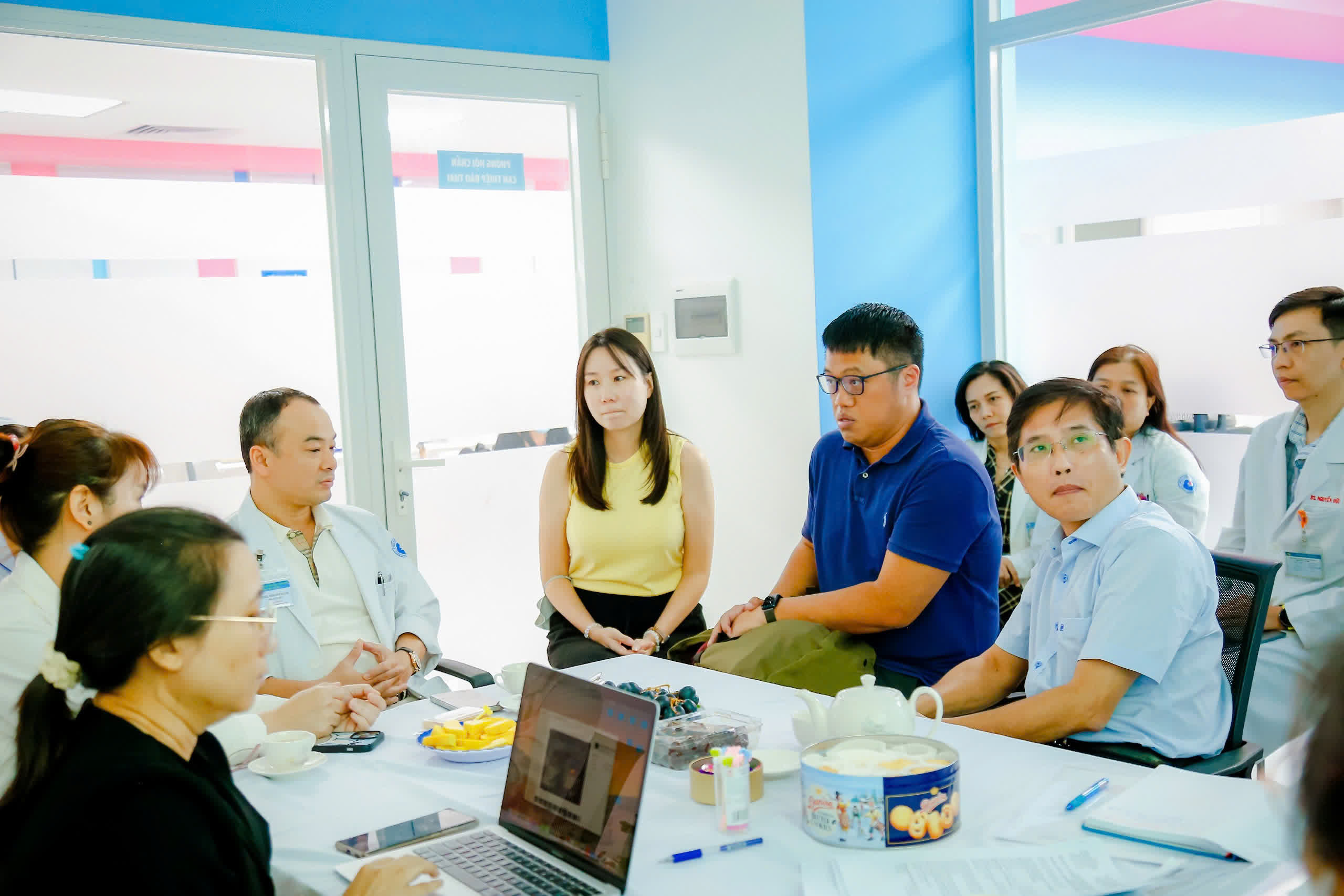 TP. Hồ Chí Minh: Can thiệp thành công ca thông tim bào thai cho sản phụ Singapore