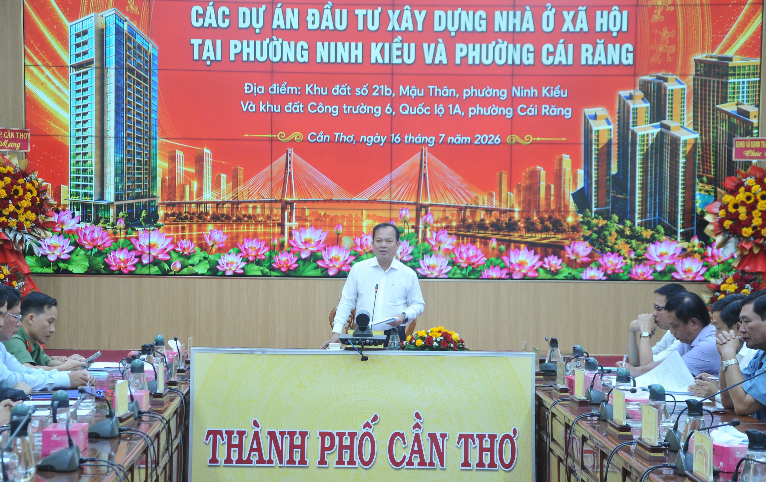 Cần Thơ chấp thuận 2 dự án nhà ở xã hội hơn 5.950 tỷ đồng Cần Thơ chấp thuận 2 dự án nhà ở xã hội hơn 5.950 tỷ đồng - Ảnh 1.
