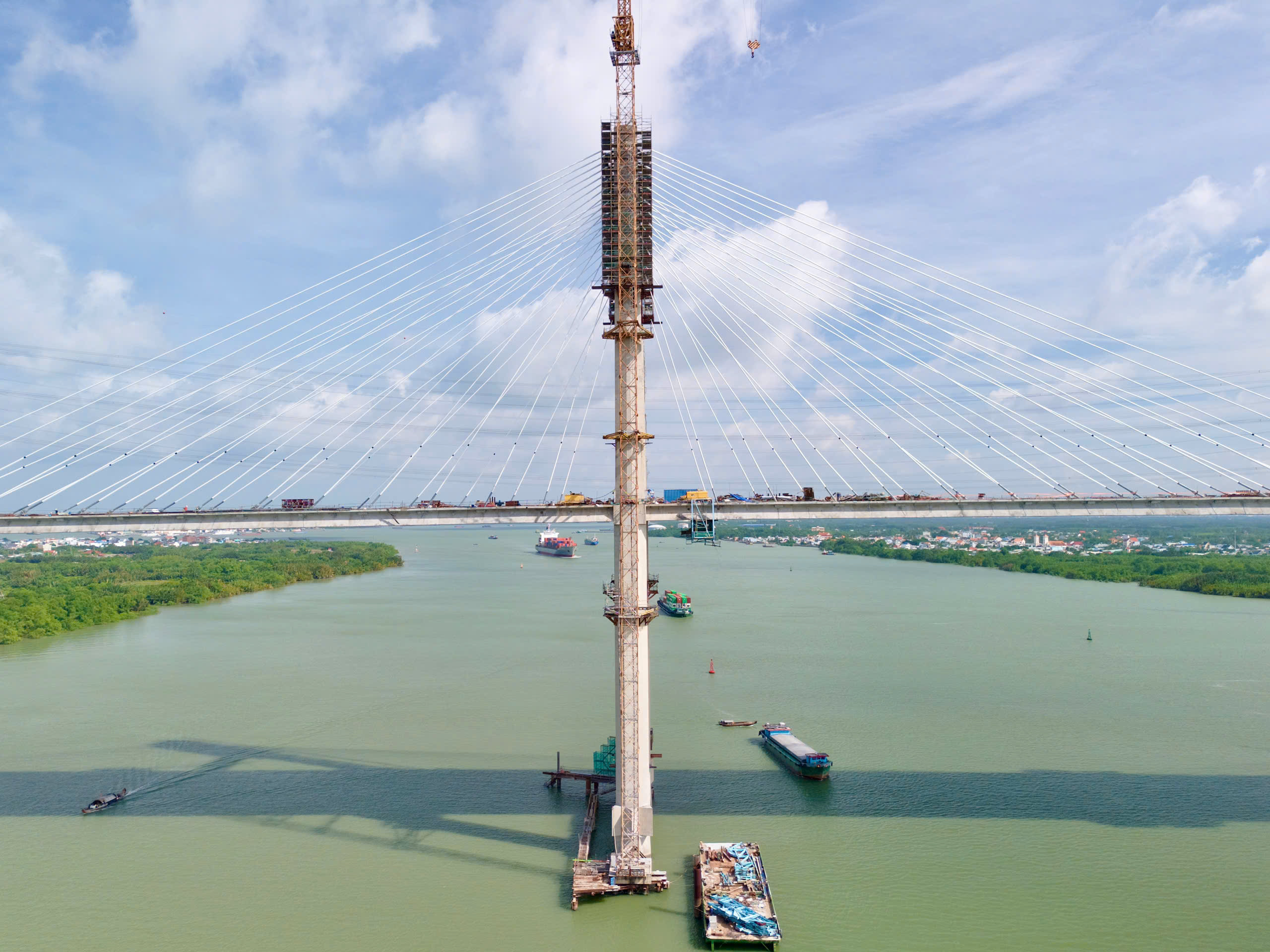 Cầu Phước Kh&aacute;nh hợp long, tiến gần ng&agrave;y th&ocirc;ng xe kết nối miền T&acirc;y với s&acirc;n bay Long Th&agrave;nh - Ảnh 13.