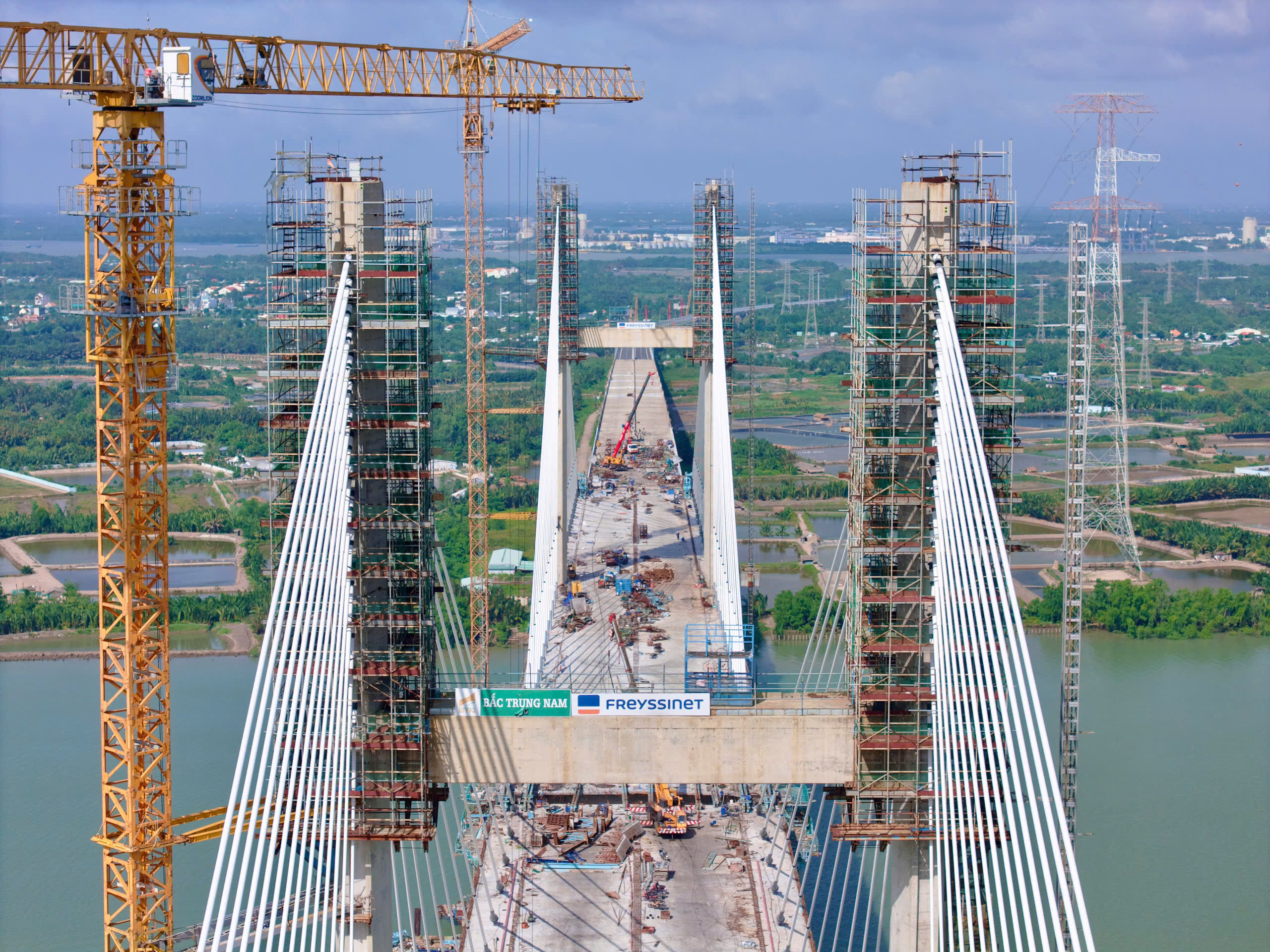 Cầu Phước Kh&aacute;nh hợp long, tiến gần ng&agrave;y th&ocirc;ng xe kết nối miền T&acirc;y với s&acirc;n bay Long Th&agrave;nh - Ảnh 23.