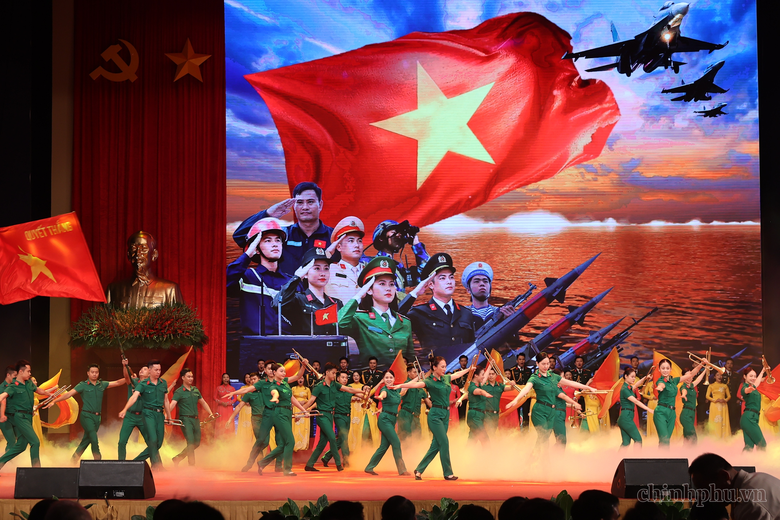 Hội nghị tri ân người có công toàn quốc: Khắc ghi những hy sinh vì Tổ quốc Hội nghị tri ân người có công toàn quốc: Khắc ghi những hy sinh vì Tổ quốc - Ảnh 5.