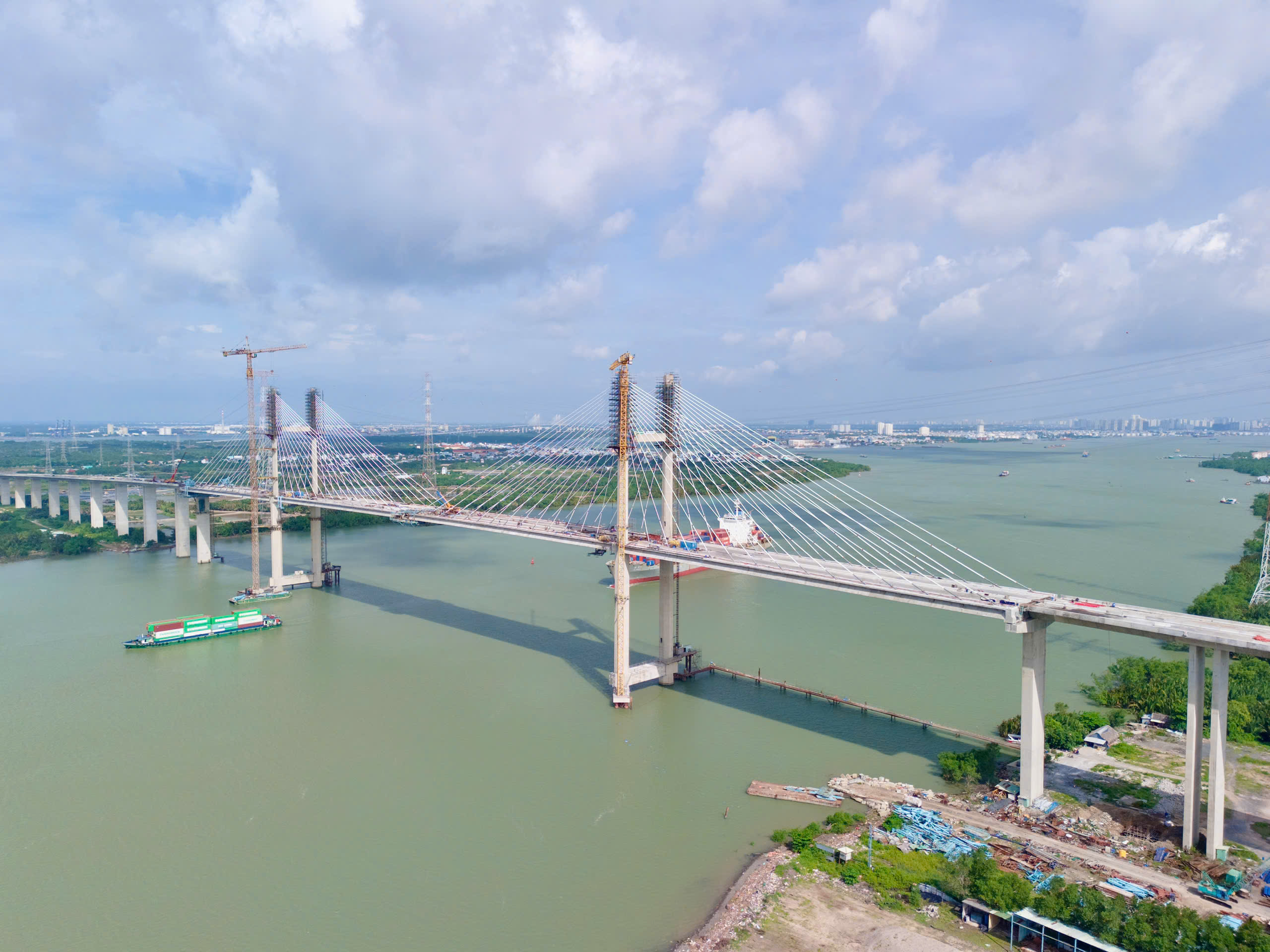 Cầu Phước Kh&aacute;nh hợp long, tiến gần ng&agrave;y th&ocirc;ng xe kết nối miền T&acirc;y với s&acirc;n bay Long Th&agrave;nh - Ảnh 18.