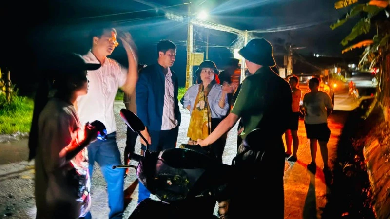 Lào Cai di dời khẩn cấp 16 hộ dân có nguy cơ sạt lở tại xã Bản Xèo đến nơi an toàn
