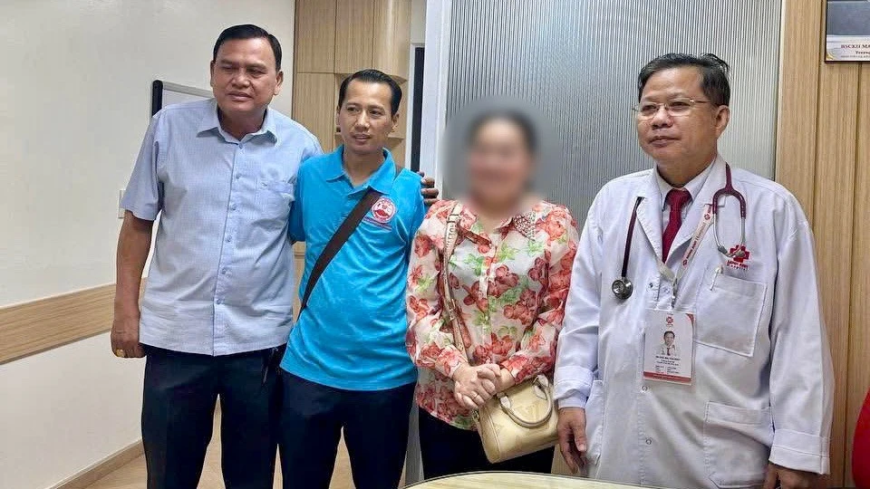 Điều trị thành công ca lupus ban đỏ biến chứng nguy kịch