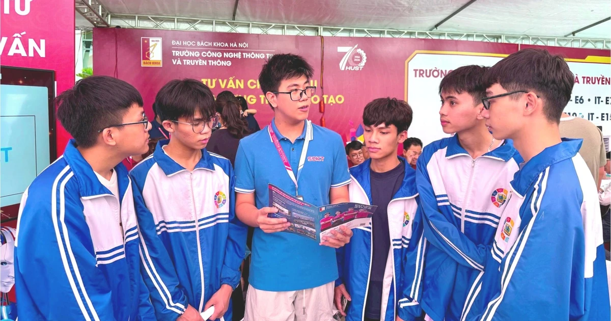 Nhiều ngành học có mức điểm chuẩn cao