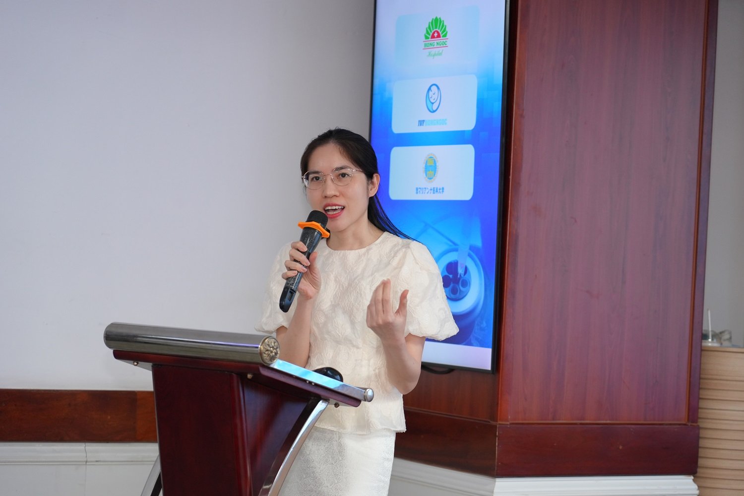 ThS.BS Nguyễn Hồng Hạnh chia sẻ về c&aacute;c phương ph&aacute;p bảo tồn khả năng sinh sản