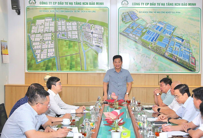 Phó Chủ tịch UBND tỉnh Ninh Bình Phó Chủ tịch UBND tỉnh Ninh Bình
