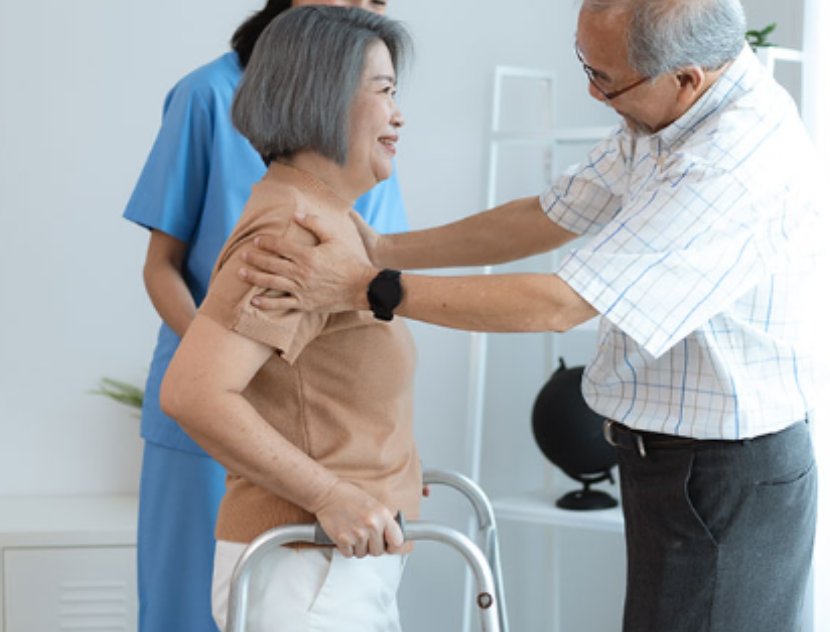 Vận động đúng cách sau phẫu thuật thoát vị đĩa đệm
