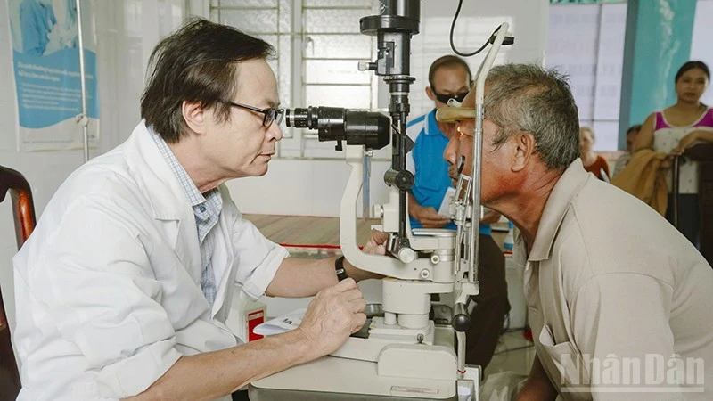 Đà Nẵng: Khám sức khỏe miễn phí cho hơn 4.100 người dân xã đảo Tam Hải