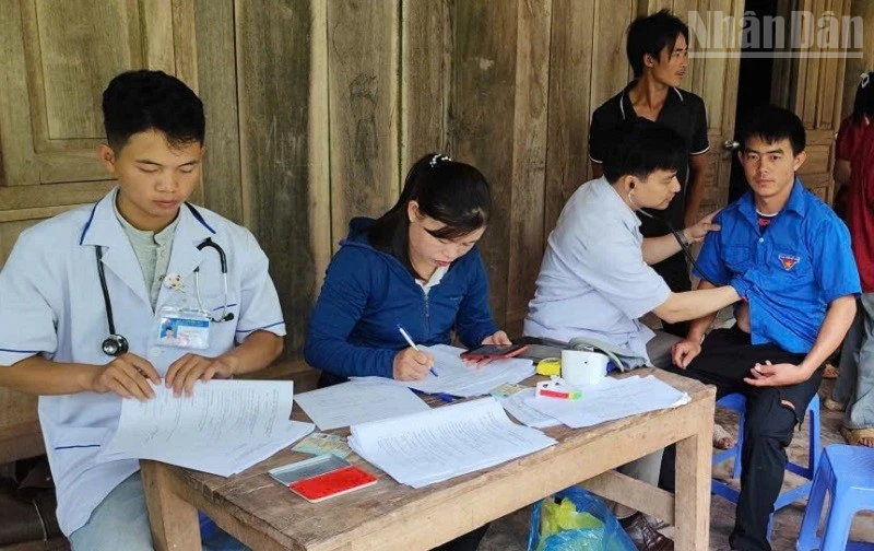 Điện Biên tăng cường thực hiện khám sức khỏe định kỳ, khám sàng lọc miễn phí cho nhân dân