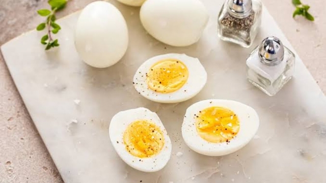Thời điểm và cách sử dụng trứng gà khoa học giúp tối ưu hiệu quả tăng cơ và kiểm soát cân nặng