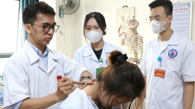 Tuyên Quang: Ban hành kế hoạch phát triển toàn diện ngành y học cổ truyền
