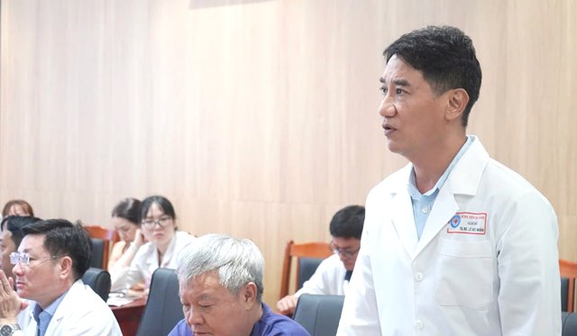 Tiến sĩ, Bác sĩ Lê Đức Nhân Giám đốc Bệnh viện Đà Nẵng.