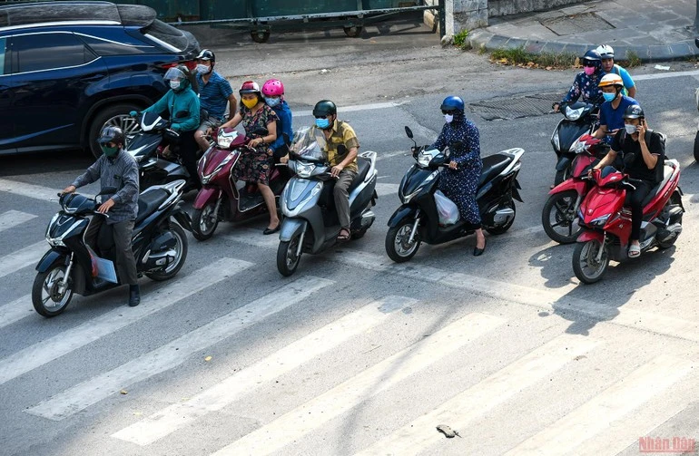 Thời tiết ngày 4/9: Bão số 5 tan, Bắc Bộ và Trung Bộ nắng nóng, Nam Bộ có mưa dông