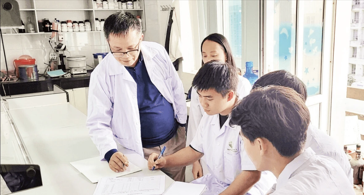 Giải pháp hỗ trợ điều trị ung thư từ cây gừng gió