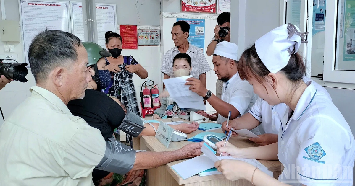 Cà Mau phát động cao điểm 45 ngày hoàn thành khám sức khỏe sàng lọc toàn dân