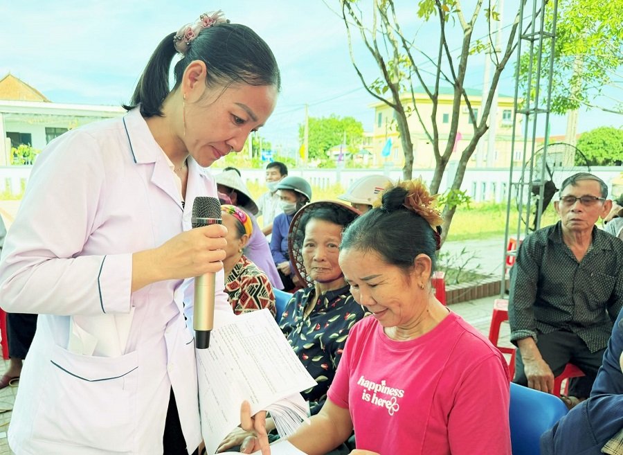 Thông tin khám sàng lọc sẽ được cập nhật, đồng bộ vào Sổ sức khỏe điện tử trên ứng dụng VNeID