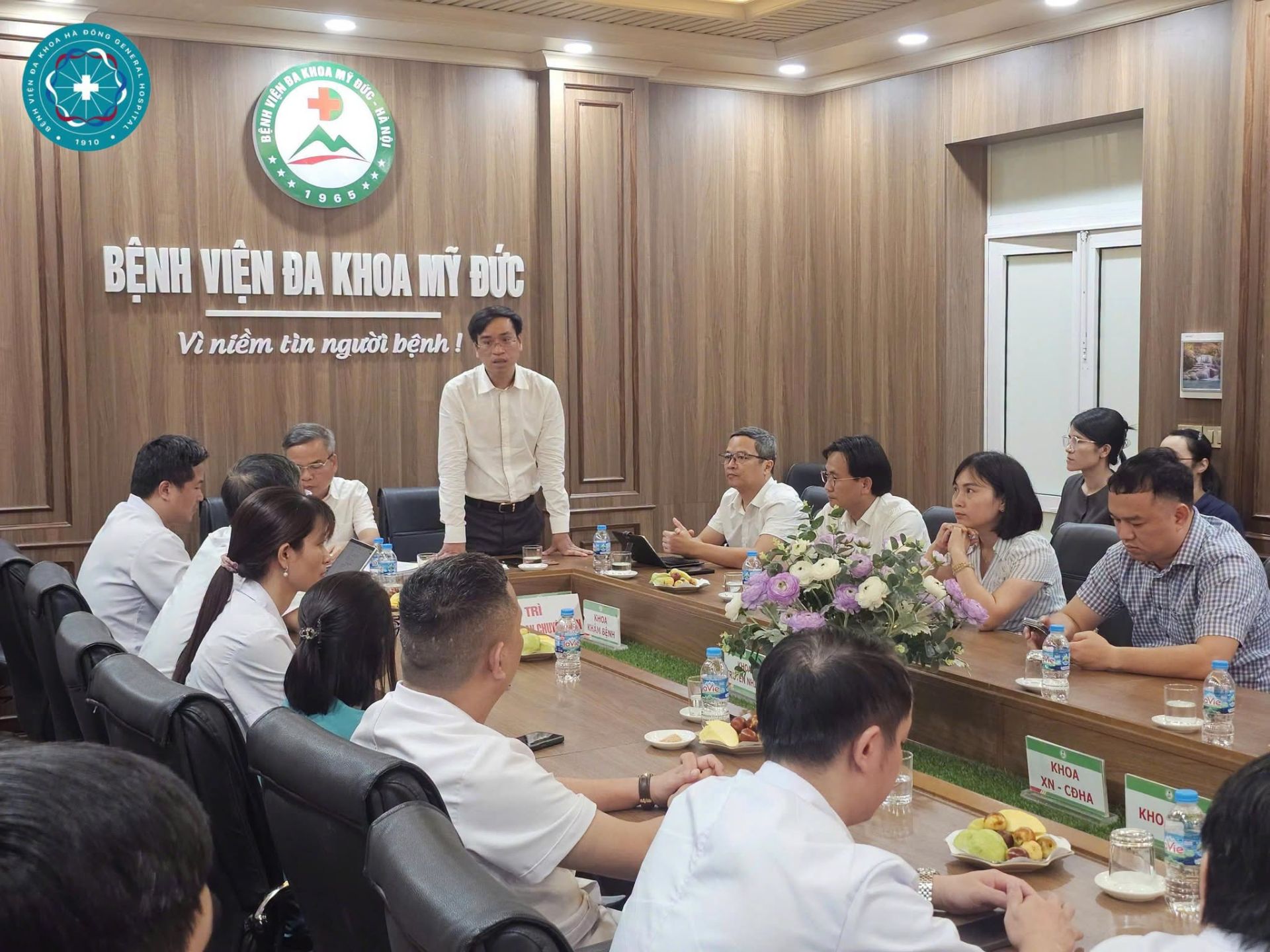 TS. BS Nguyễn Thành Vinh - Bí thư Đảng ủy - Giám đốc Bệnh viện đa khoa Hà Đông. Ảnh: BVCC