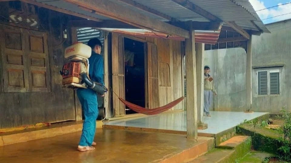 Đồng Nai: Cần chủ động phòng ngừa trước diễn biến phức tạp dịch sốt xuất huyết