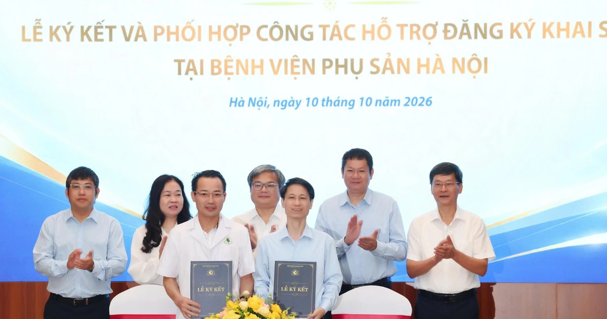 Bệnh viện Phụ sản Hà Nội triển khai hỗ trợ đăng ký khai sinh ngay tại bệnh viện