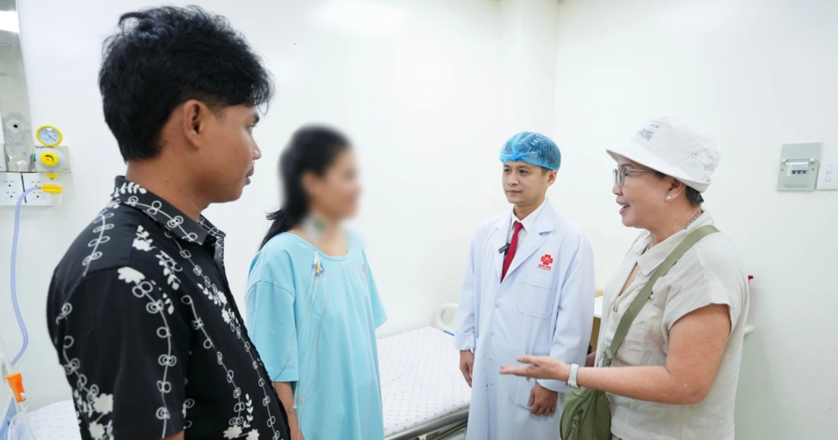 Cứu người bệnh hoại tử hơn hai mét ruột non