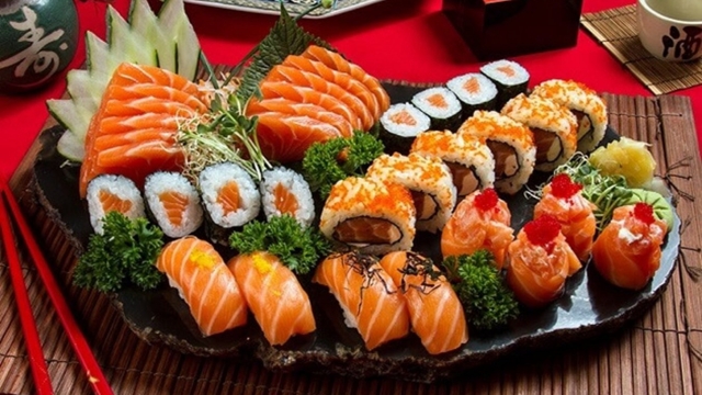 Ăn sashimi để lâu trong tủ lạnh, người đàn ông bị viêm màng não do vi khuẩn Listeria