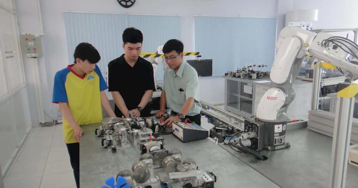 Nguy cơ thiếu hụt nhân lực các ngành công nghiệp cốt lõi