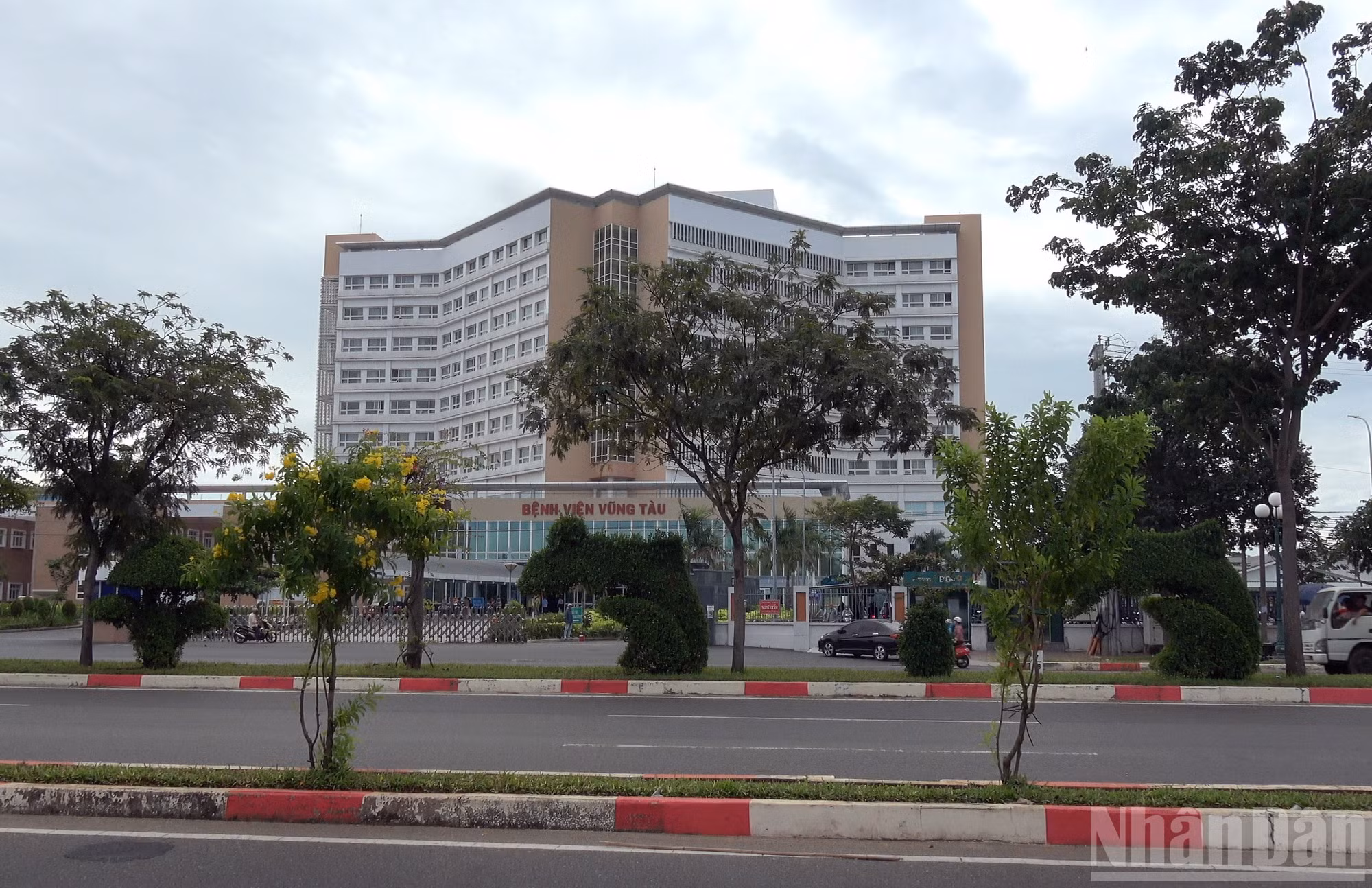 ndo_br_benh-vien-vung-tau-toan-canh.jpg