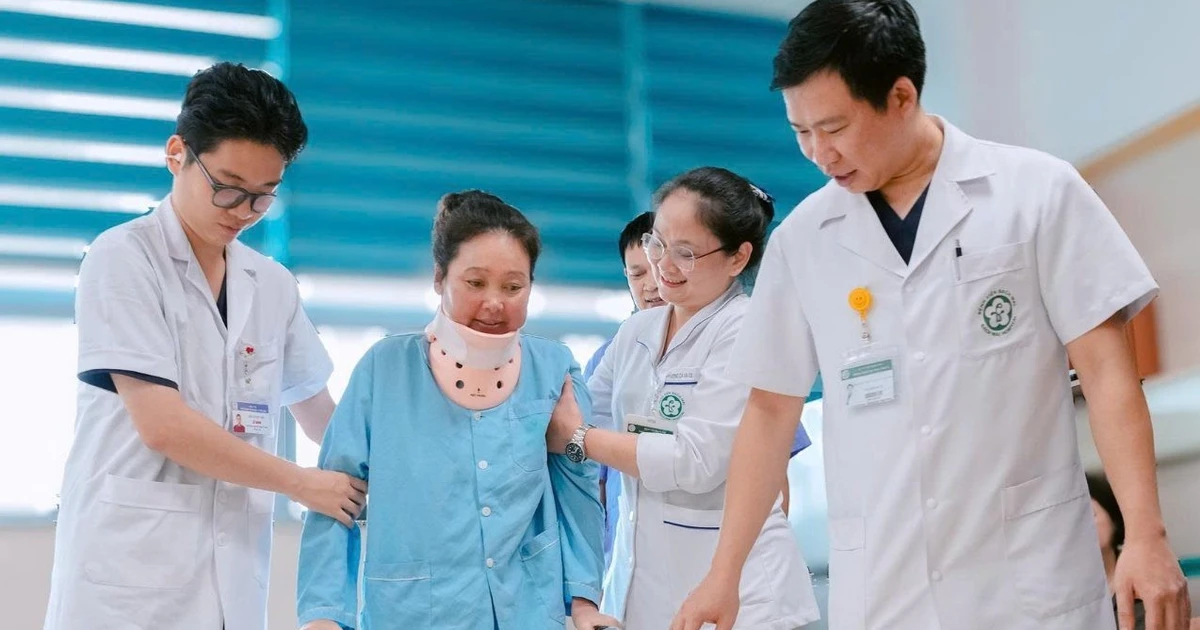 Nhiều bệnh nhân nước ngoài tìm đến Việt Nam điều trị bệnh hiểm nghèo