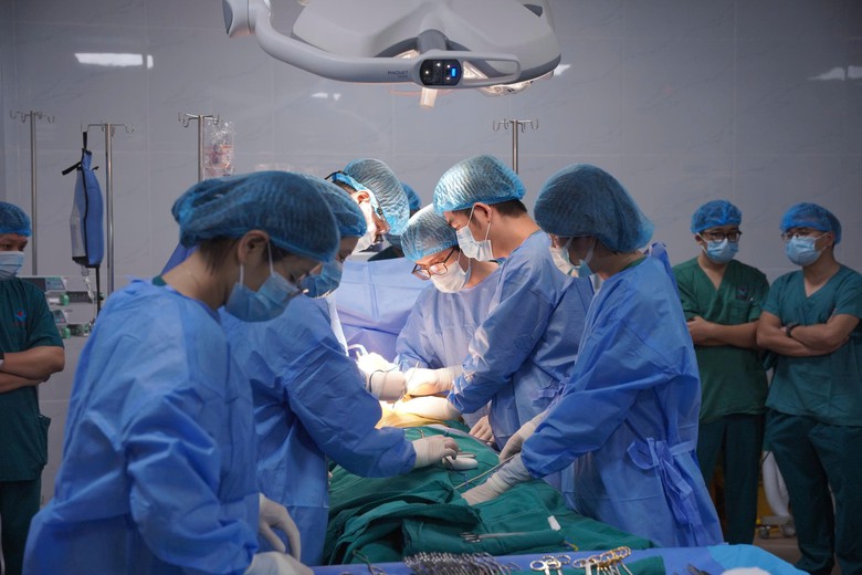 Cô giáo trẻ qua đời sau tai nạn, gia đình quyết định hiến tạng cứu người Cô giáo trẻ qua đời sau tai nạn, gia đình quyết định hiến tạng cứu người- Ảnh 1.